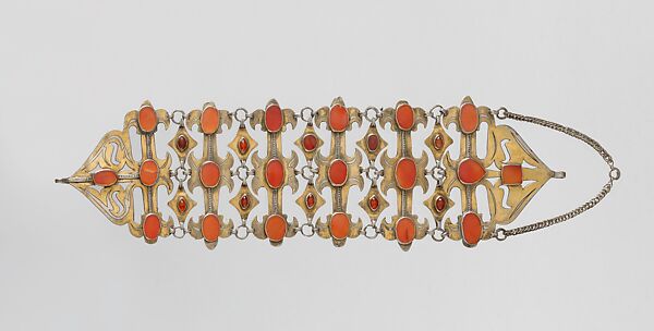 Headband, Silver; fire-gilded and chased, with openwork, decorative wire, and table-cut and cabochon carnelians 