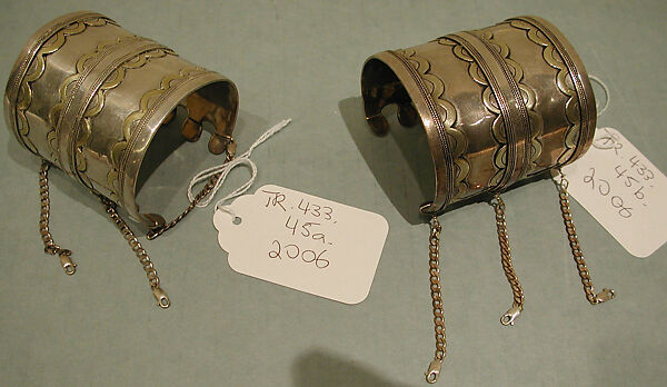 Armband, One of a Pair, Silver; fire-gilded with decorative wire