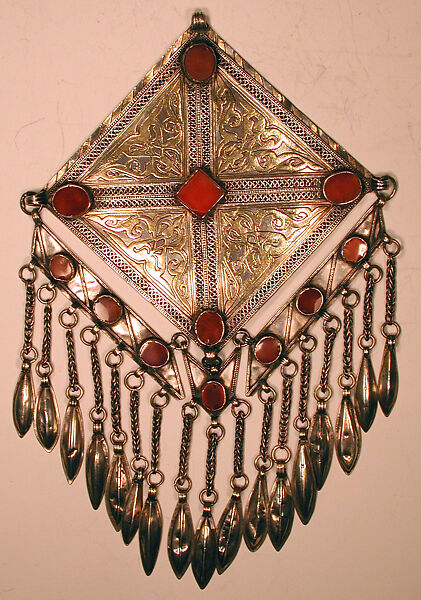 Pectoral Ornament, Silver, fire gilded and chased, with decorative wire, wire chains and embossed pendants, and table-cut carnelians