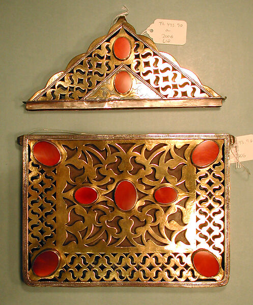 Amulet Holder, Silver; fire-gilded with openwork, decorative wire, and table cut carnelians