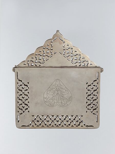 Amulet Holder, Silver; fire-gilded with openwork, decorative wire, and table cut carnelians