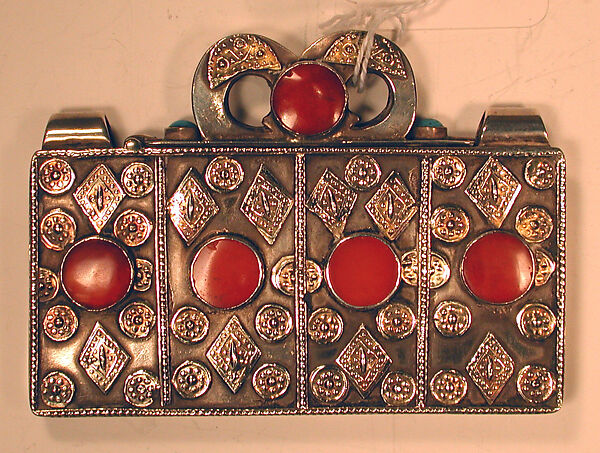 Amulet Holder, Silver; fire-gilded, with decorative wire, gilt applied decoration, table-cut carnelians, and turquoise beads