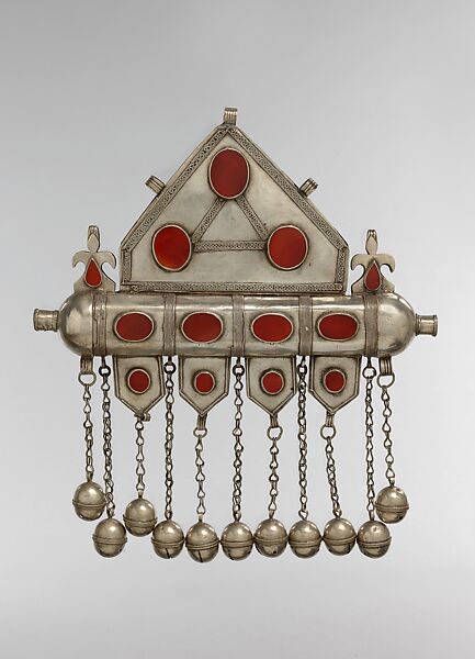 Triangular Amulet Holder, Silver, with decorative wire, loop-in-loop chains, bells, and table-cut carnelians 