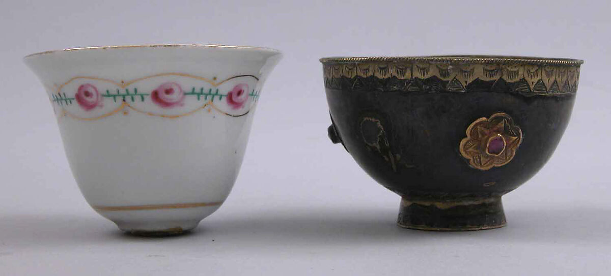 Cup, Cup holder: metal with silver gilding
Cup: Porcelain