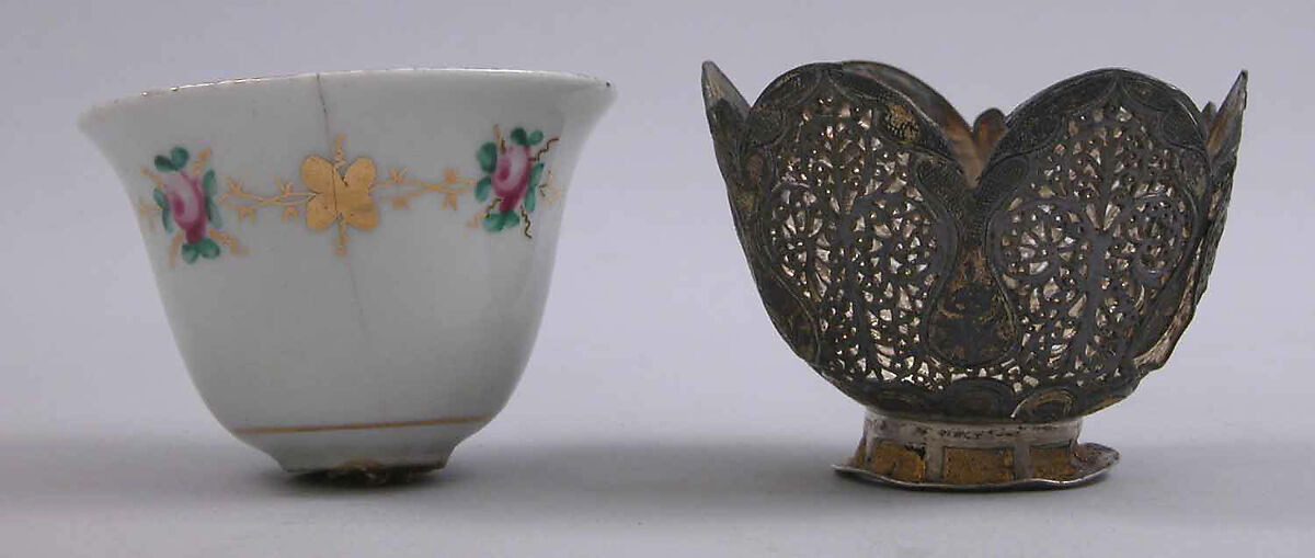 Cup, Porcelain with gilding