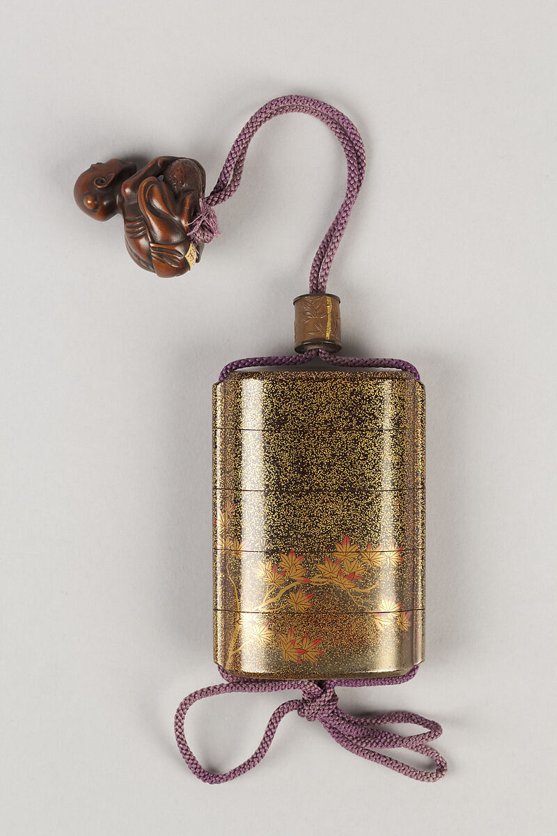 Case (Inrō) with Design of Seated Courtier Drinking Sake and a Young Woman with Maple Leaves, Kajikawa Katsuhira, Nashiji (pear-skin) lacquer decorated with togidashi sprinkled and polished lacquer and metal inlay; Ojime: metal drum inlaid with gold; Netsuke: carved wood figure, Japan