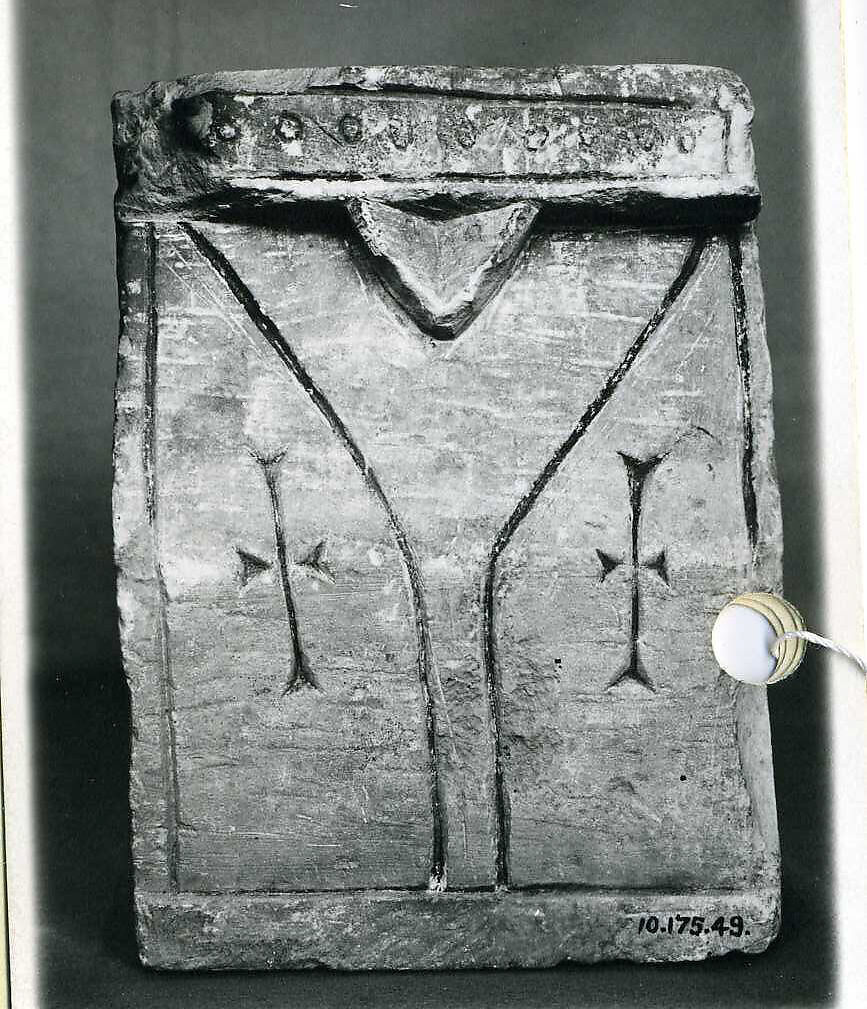 Console with Incised Lines and Crosses, Limestone, red pigment; incised