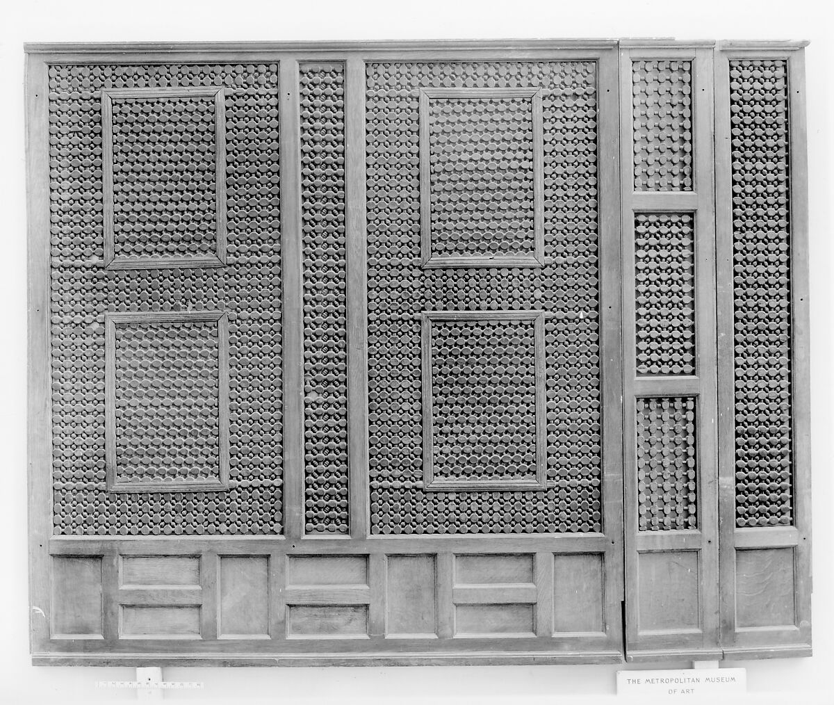 Mashrabiyya Screen, Wood; turned