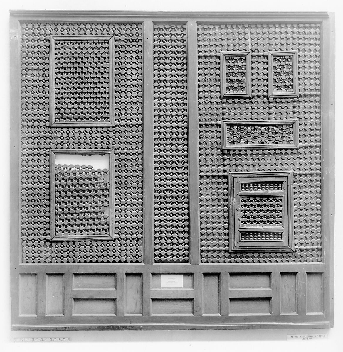 Mashrabiyya Screen, Wood; turned