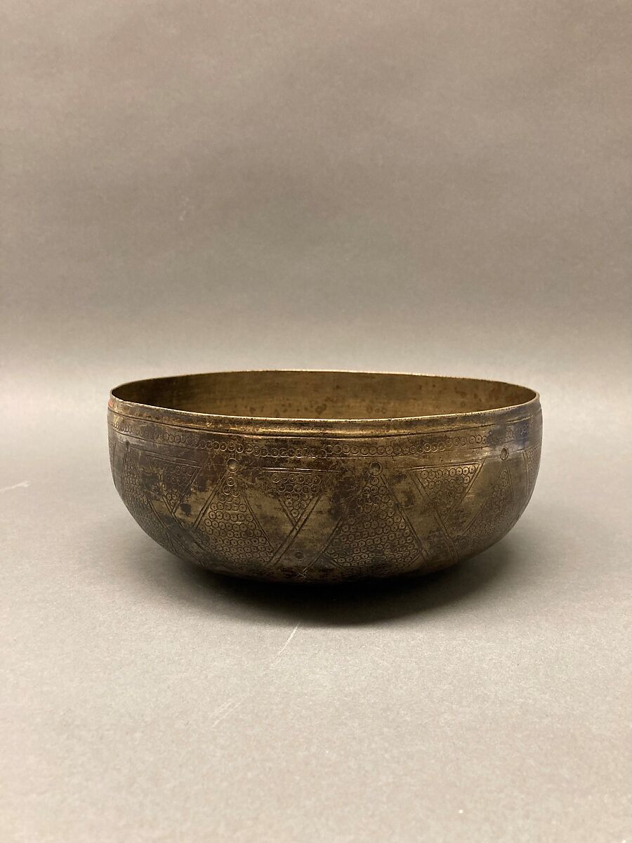 Bowl, Bronze