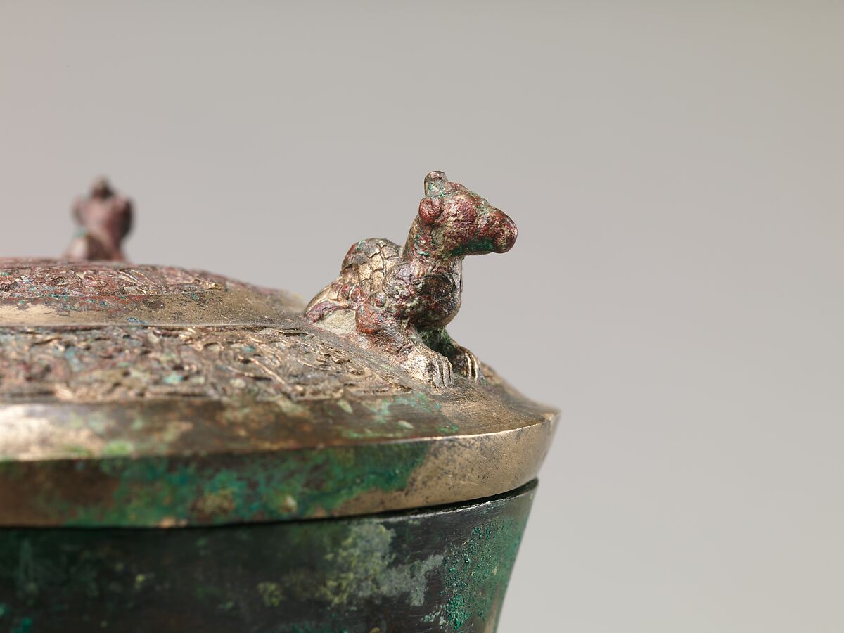 Wine container (hu), Bronze inlaid with copper, China