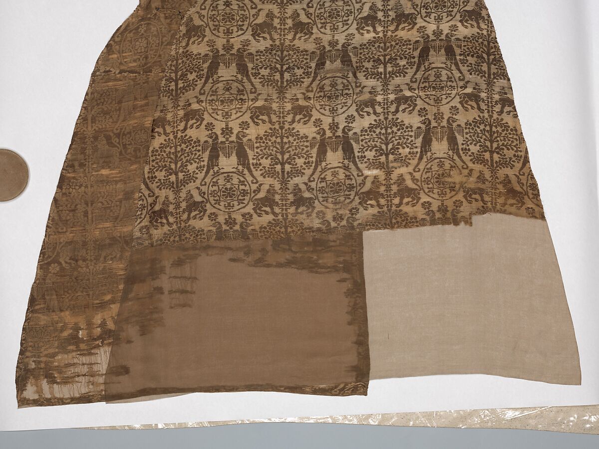 Riding Coat, Silk; weft-faced compound twill (samite)