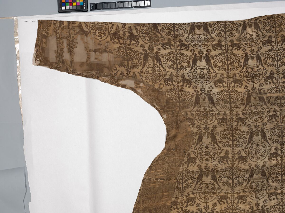 Riding Coat, Silk; weft-faced compound twill (samite)