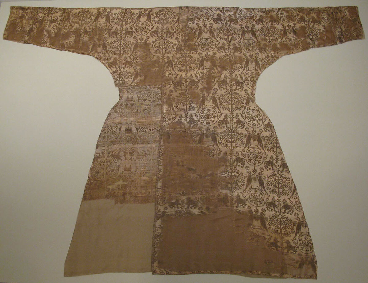 Riding Coat, Silk; weft-faced compound twill (samite)