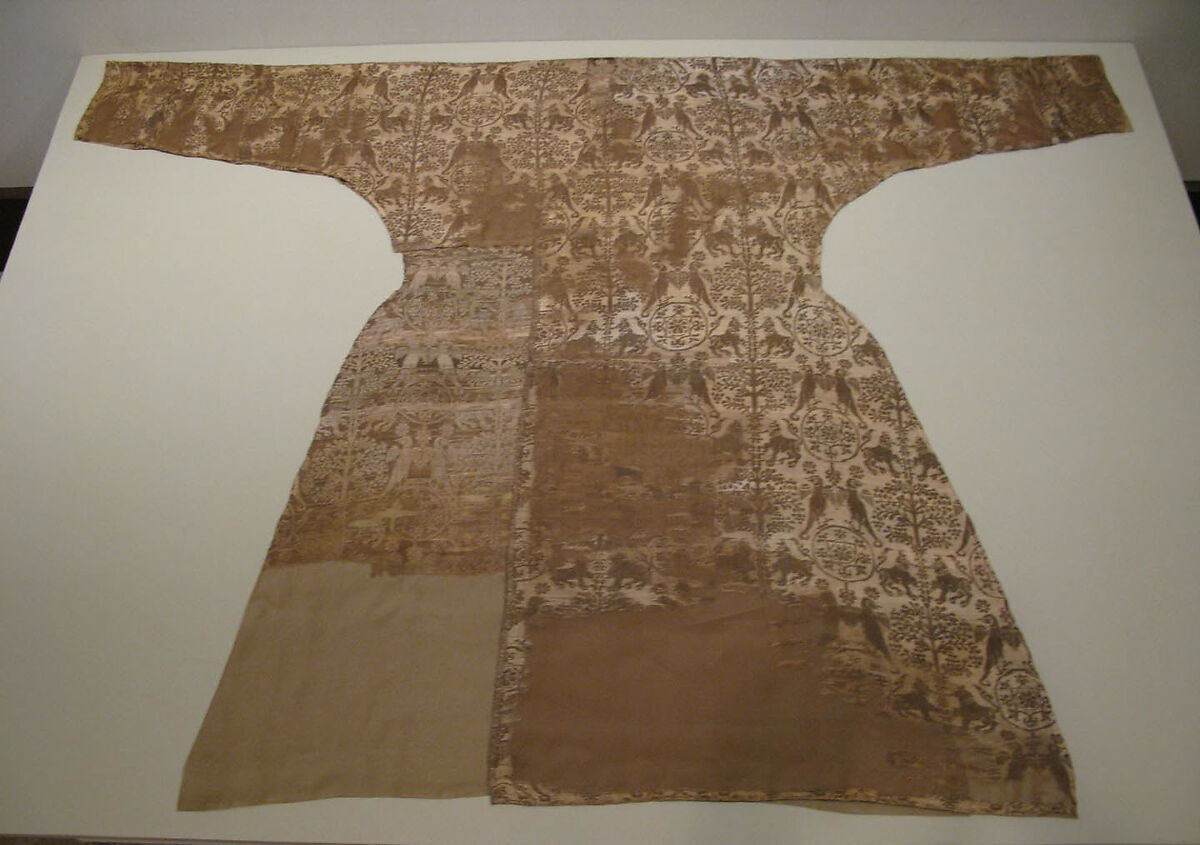 Riding Coat, Silk; weft-faced compound twill (samite)