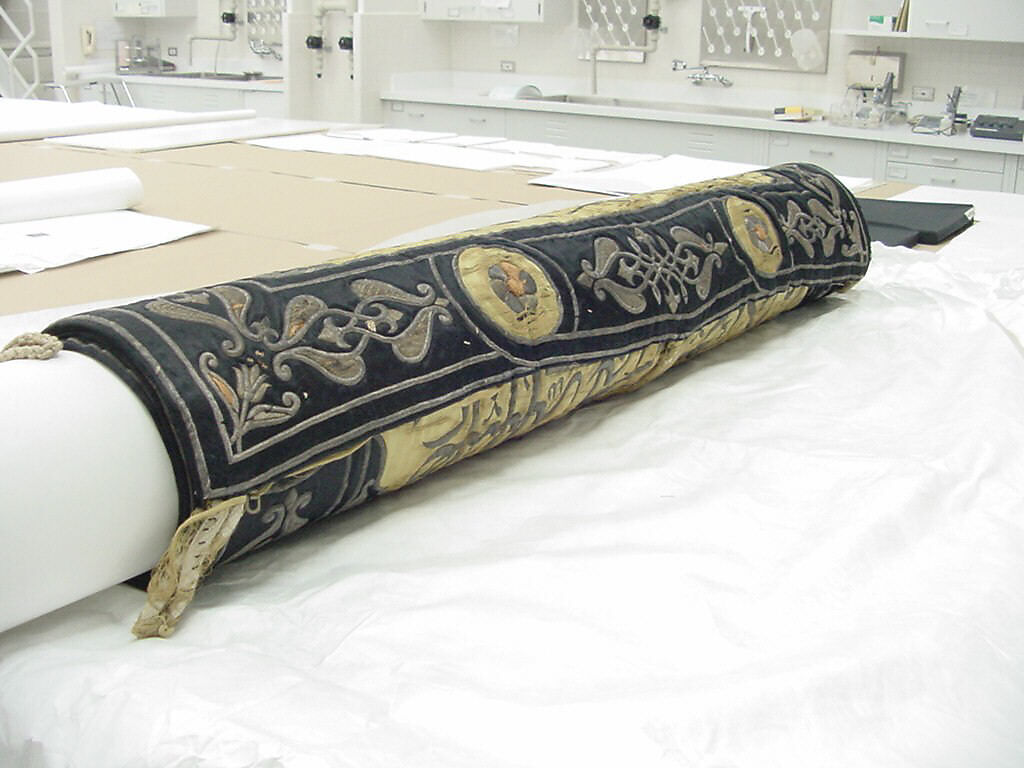 Sitara, Interior Door Curtain of the Ka'ba, Sultan Abdülhamid II (r. 1876–1909), Silk; embroidered with heavy silver and silver-gilt thread with additional colored silk panels