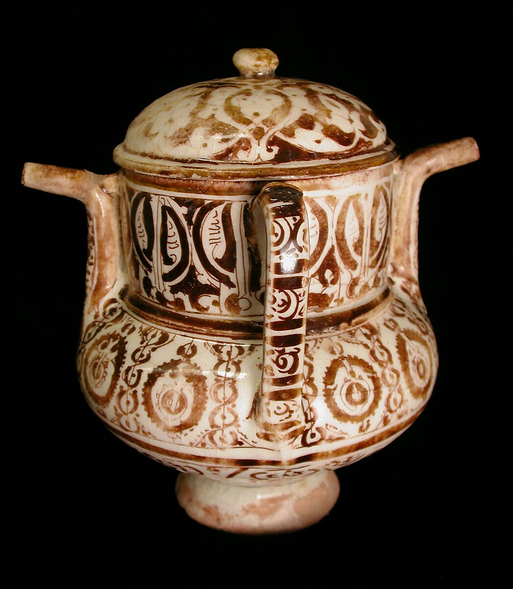 Two-Spouted Vessel with a Lid, Stonepaste; luster-painted on opaque white glaze 