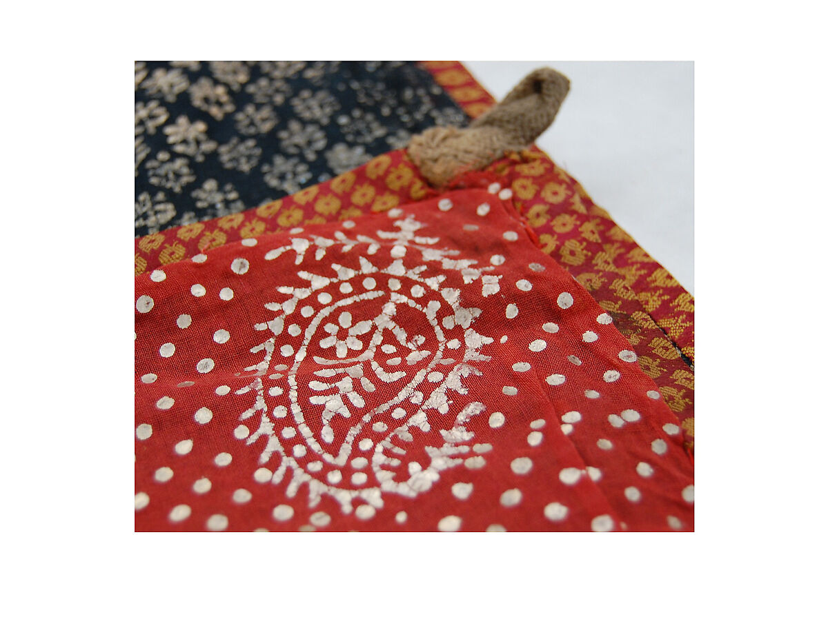 Hanging (Pichwai), Cotton, pigments, gold leaf; plain weave, dyed, and painted