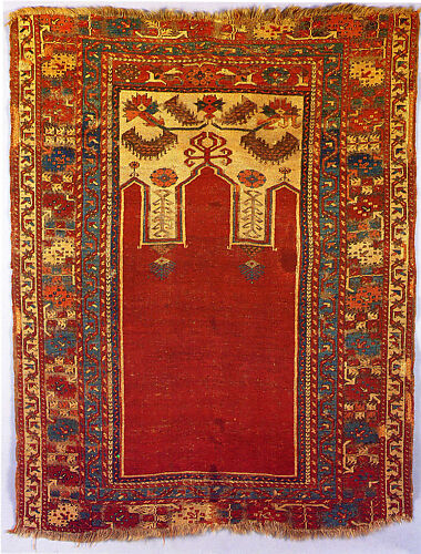 Prayer Rug with Triple Arch Design