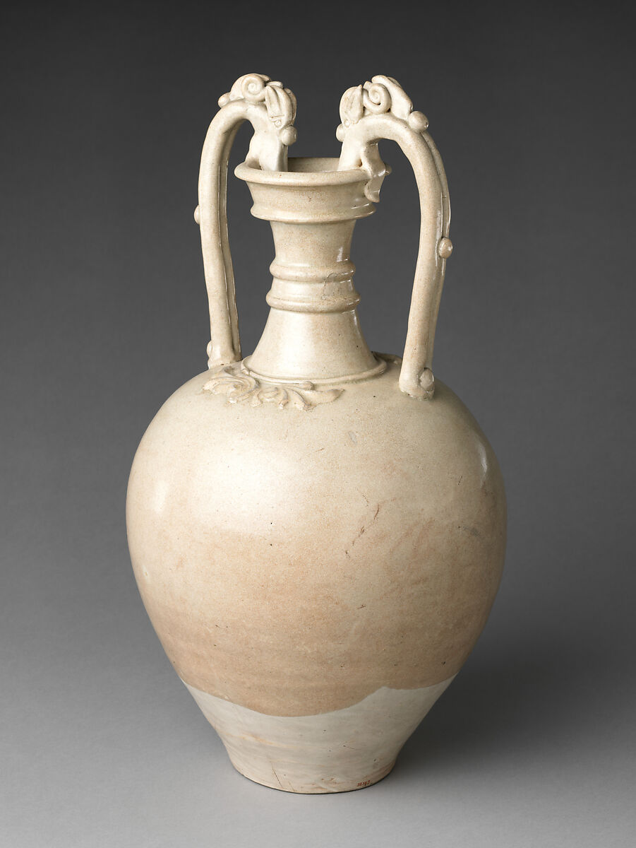 Amphora with dragon-shaped handles, Stoneware with raised decoration and pale buff glaze, China 