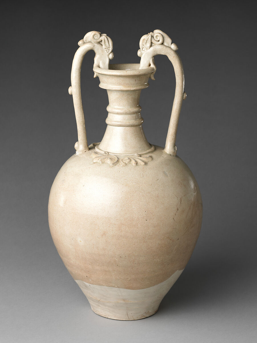 Amphora with dragon-shaped handles, Stoneware with raised decoration and pale buff glaze, China