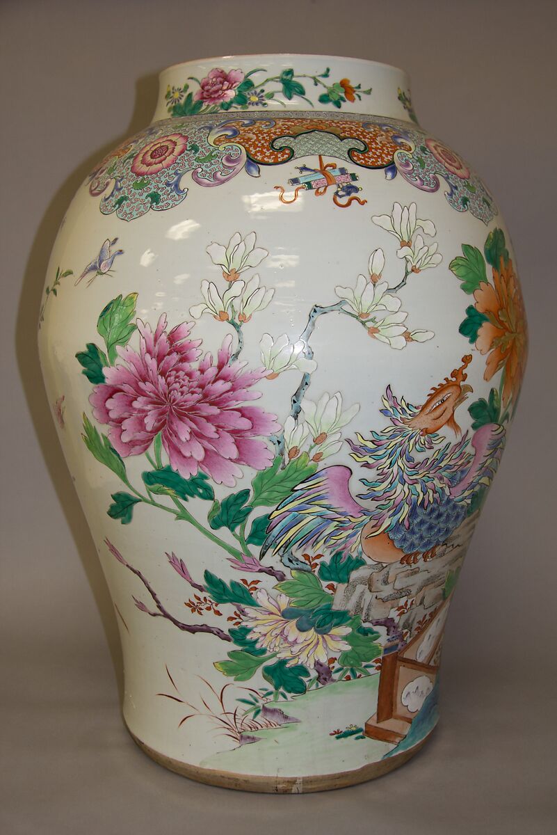 Covered jar with phoenix, Porcelain painted in overglaze polychrome enamels (Jingdezhen ware), China