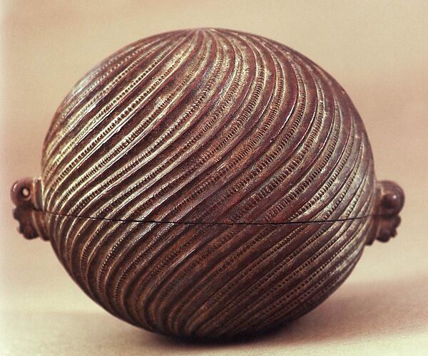 Spherical Container with Spiraling Radials, Bronze