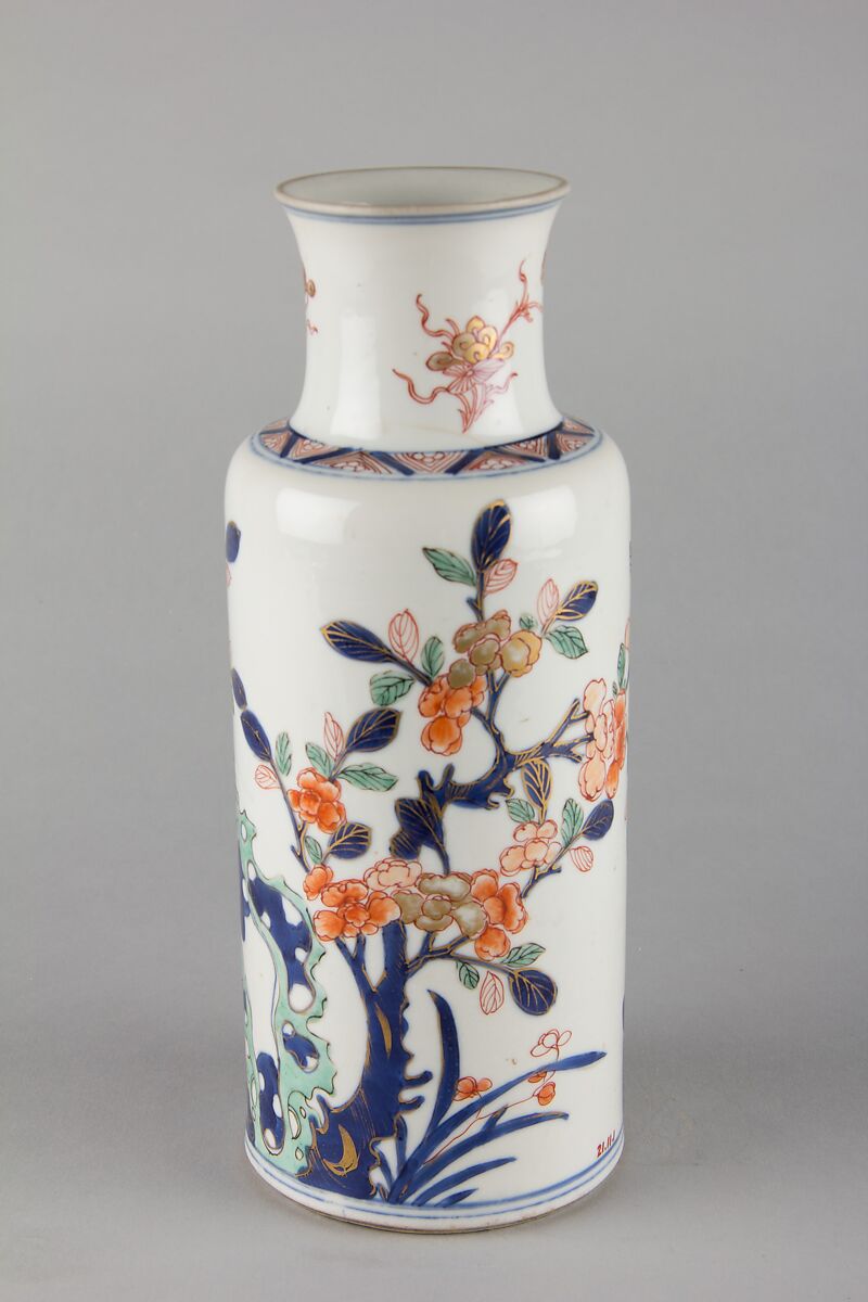 Vase with birds and flowers, Porcelain painted with underglaze cobalt blue and overglaze polychrome enamels (Jingdezhen ware), China