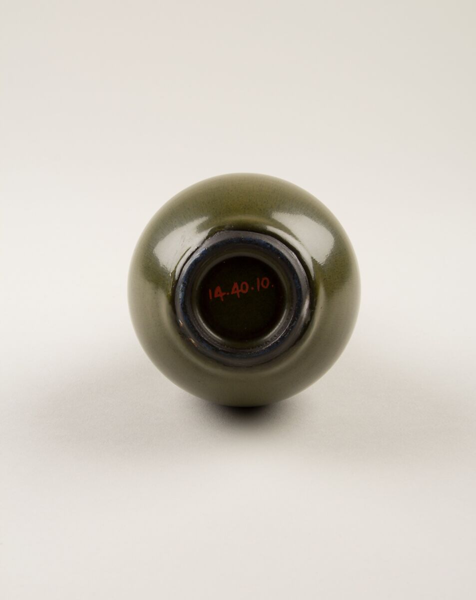 Vase, Porcelain with tea-dust glaze, China