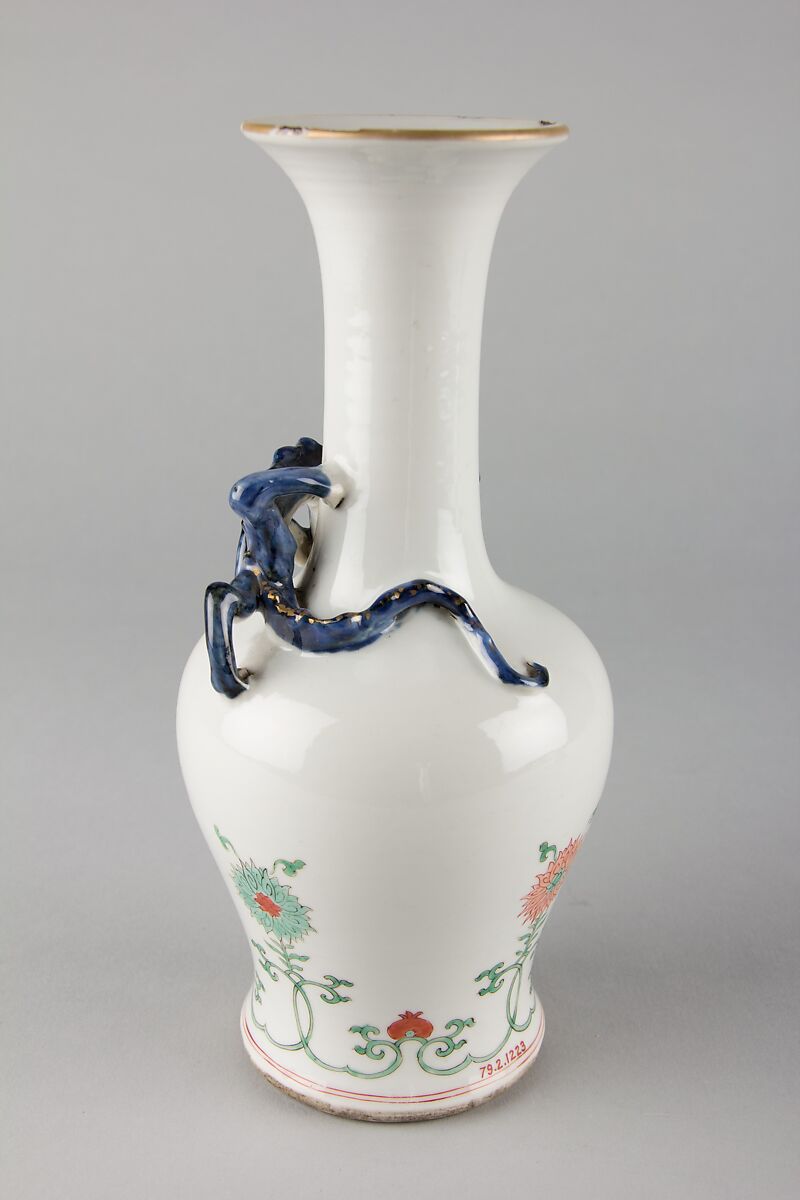 Vase with entwined dragon, Porcelain painted in overglaze polychrome enamels, and relief decoration with dark blue glaze and gilt (Jingdezhen ware), China