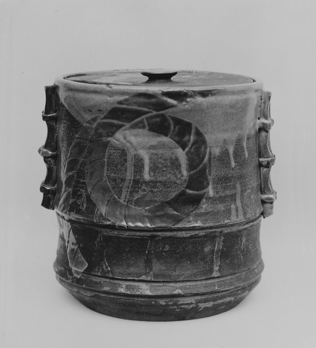 Jar with cover, Faience with white craquelé glaze, and decoration in colored enamels (Kyoto ware), Japan 