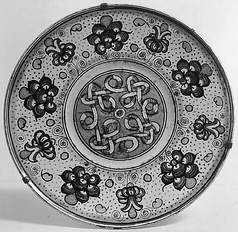 Maiolica: Plate (tagliere), Maiolica (tin-glazed earthenware), Italian (Tuscany?)