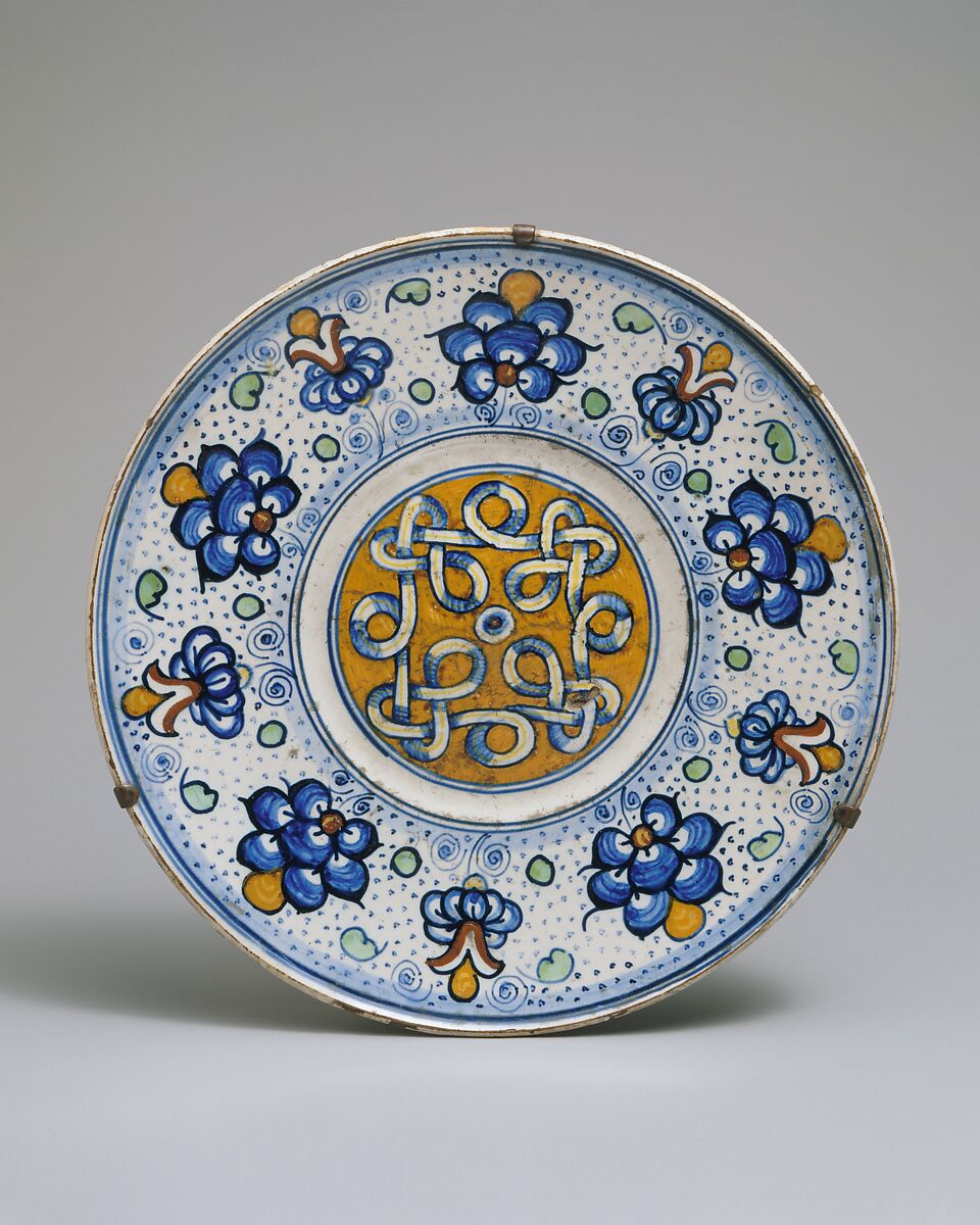 Maiolica: Plate (tagliere), Maiolica (tin-glazed earthenware), Italian (Tuscany?) 