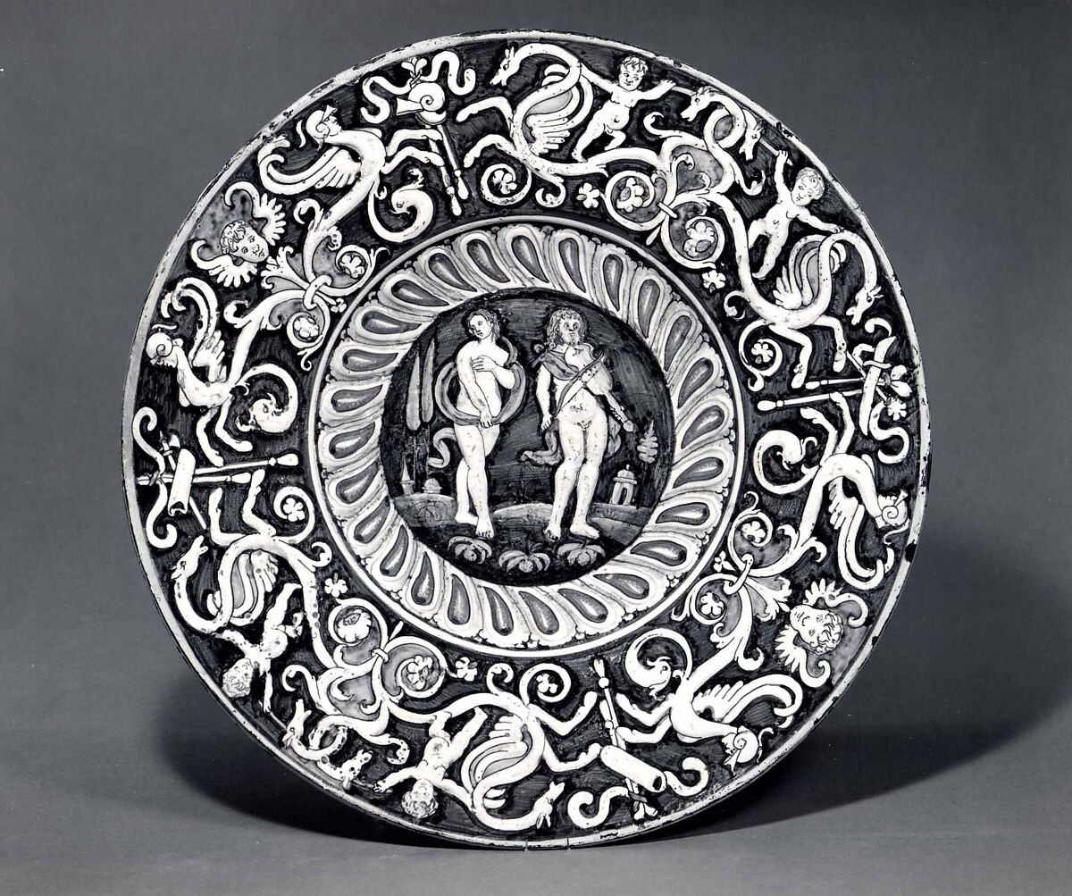 Plate (tagliere), Maiolica (tin-glazed earthenware), Italian, probably Deruta 