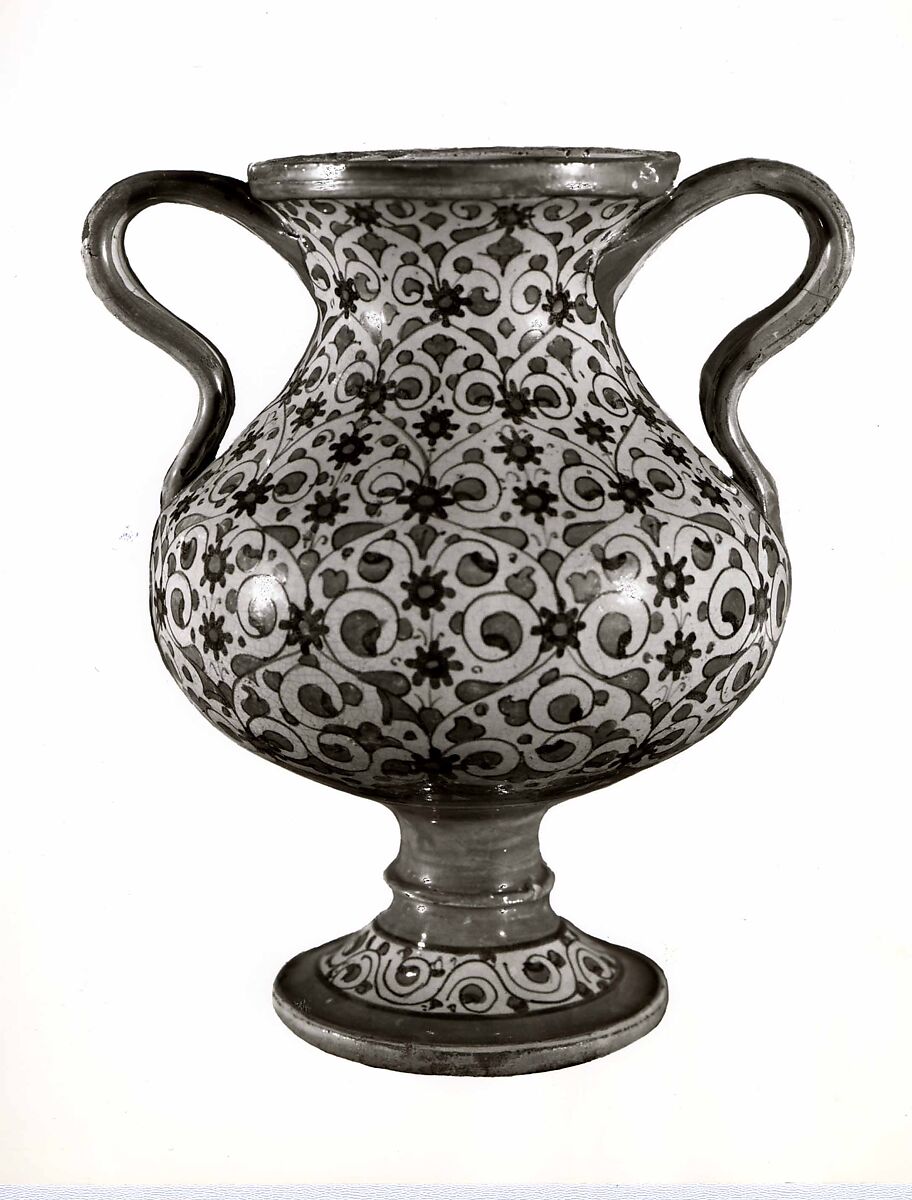 Vase (vaso), Maiolica (tin-glazed earthenware), Italian, Deruta 