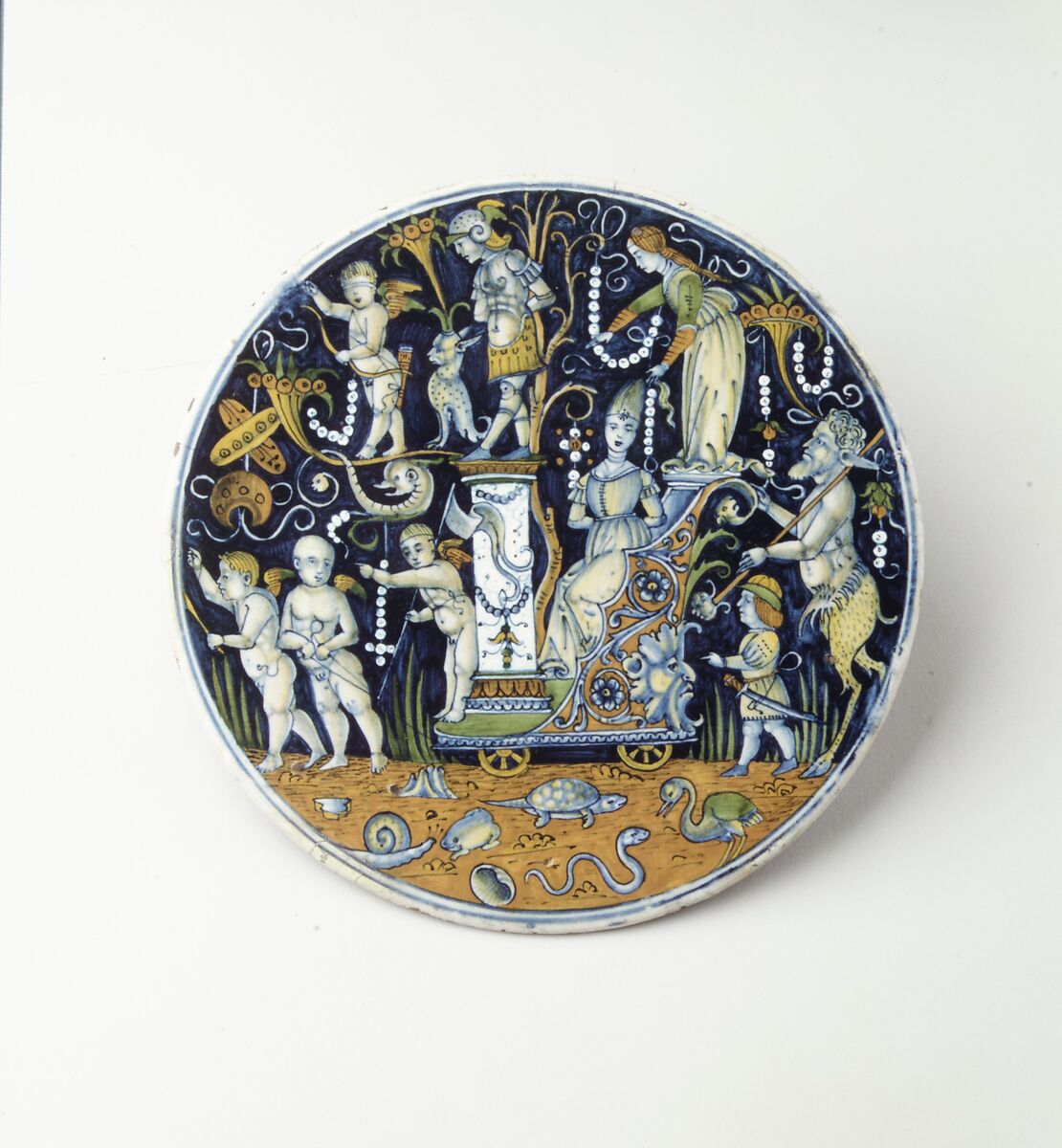 Roundel (tondo), possibly workshop of Giovanni Maria Vasaro (Italian (Castel Durante), active early 16th century), Maiolica (tin-glazed earthenware), Italian, Castel Durante