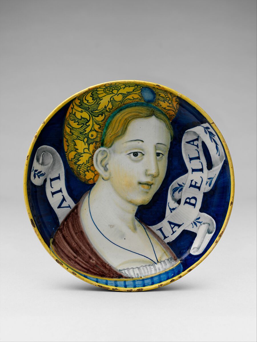 Dish (coppa amatoria), probably the "In Castel Durante" Painter (Italian, active Castel Durante, first half of 16th century), Maiolica (tin-glazed earthenware), Italian, Castel Durante