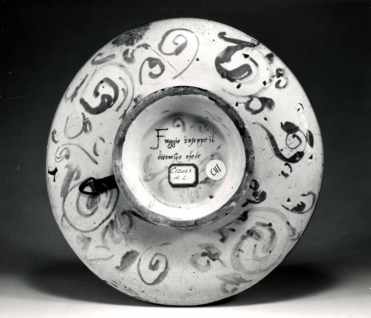 Dish (coppa), Maiolica (tin-glazed earthenware), Italian, Urbino and Gubbio