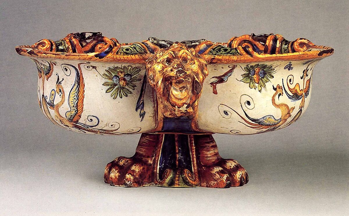 Trilobed cistern (bacile trilobato), probably workshop of Francesco Patanazzi (Italian (Urbino), active ca. 1580–1620), Maiolica (tin-glazed earthenware), Italian, Urbino 