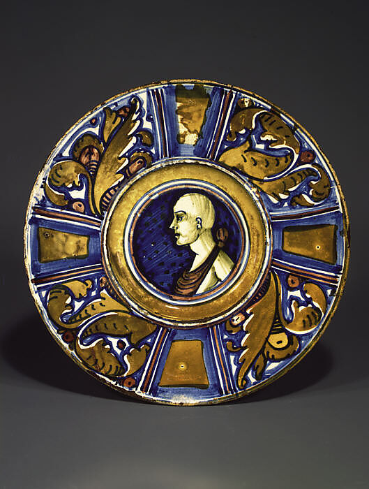 Plate (tagliere), Maiolica (tin-glazed earthenware), Italian, Gubbio