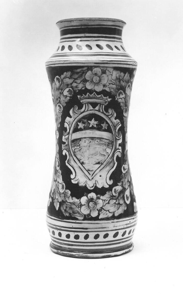 Apothecary jar (albarello), Maiolica (tin-glazed earthenware), Italian 