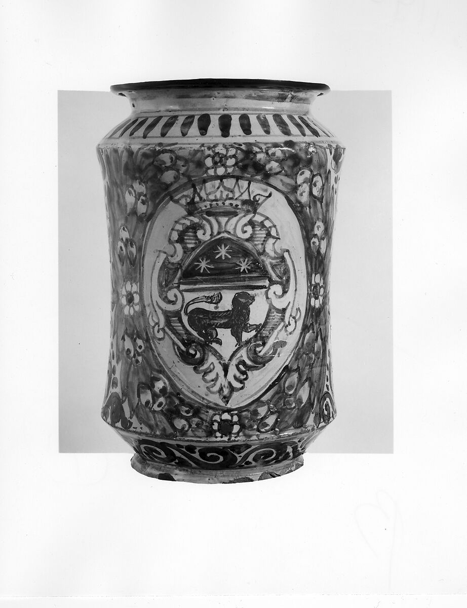 Apothecary jar (albarello), Maiolica (tin-glazed earthenware), Italian 