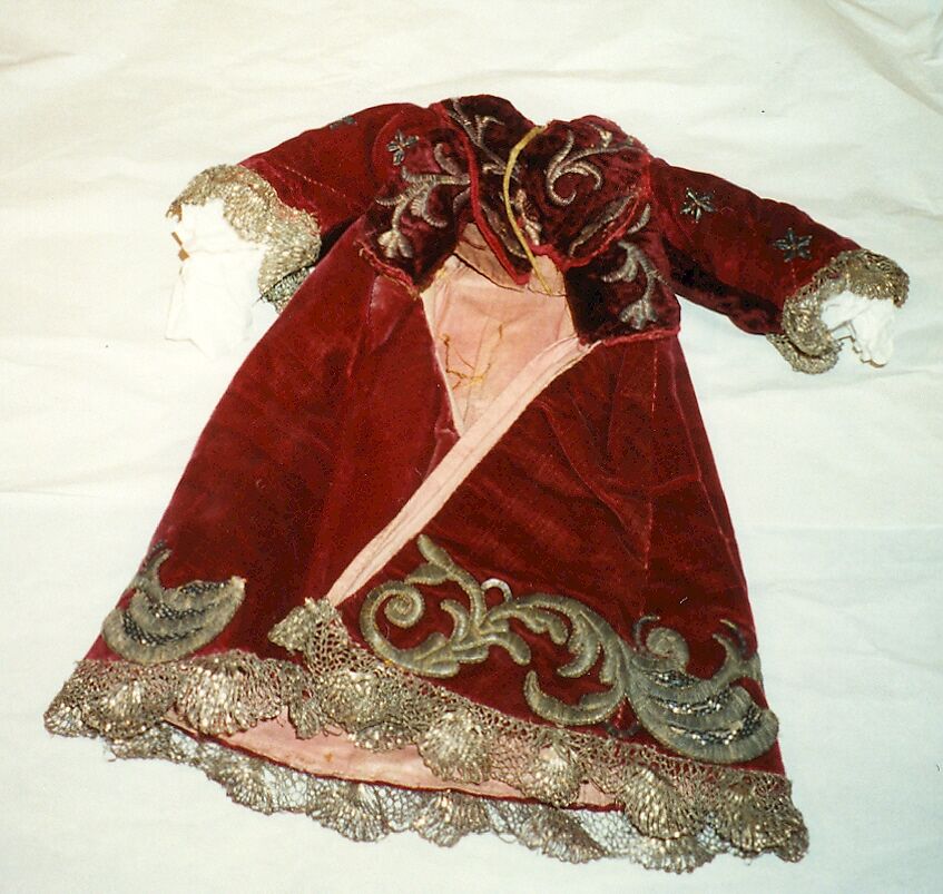 Christ Child's dress, silk; linen; metal; cardboard; cotton, Italian 