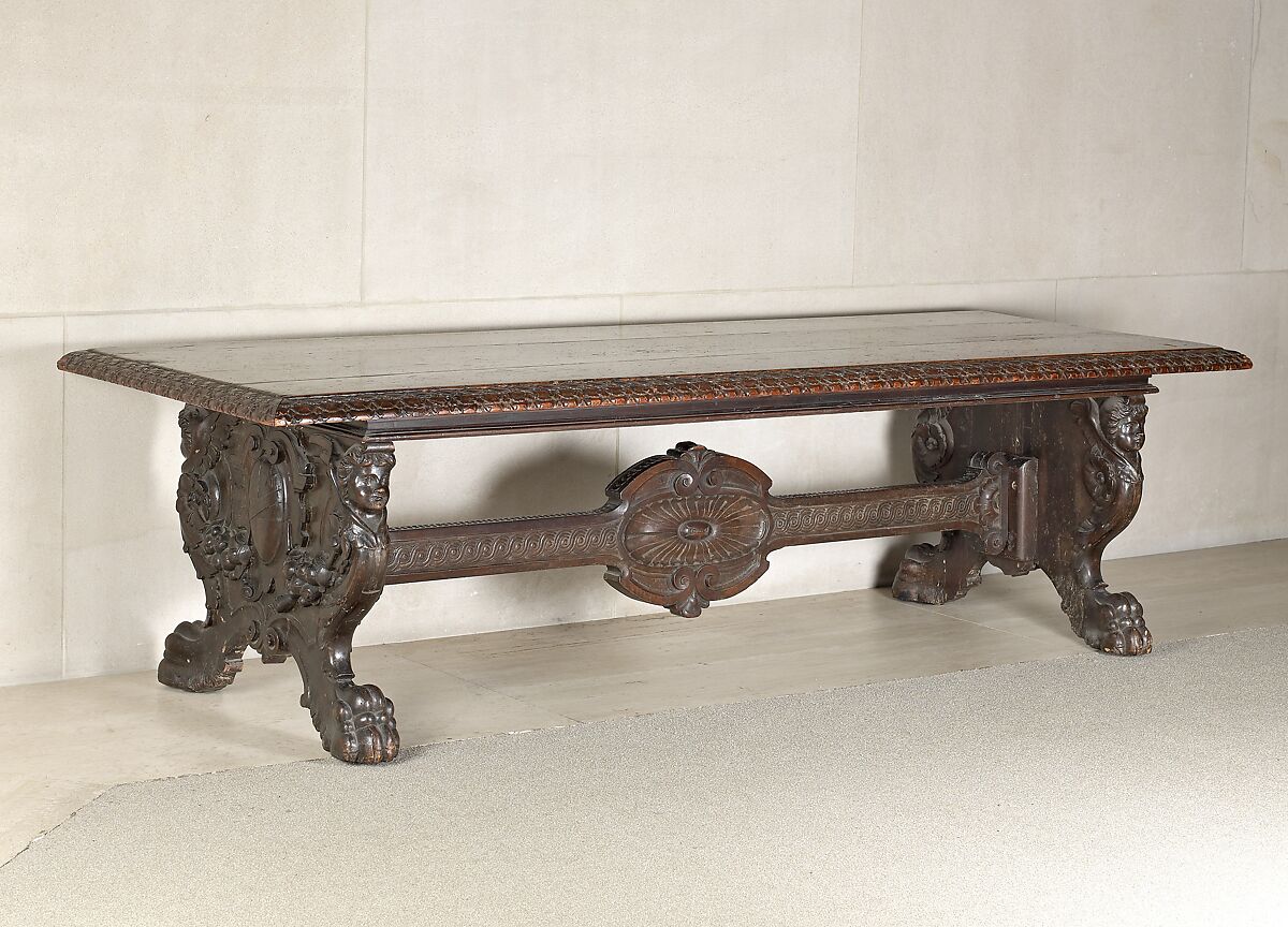 Center table, Walnut, carved., Italian 