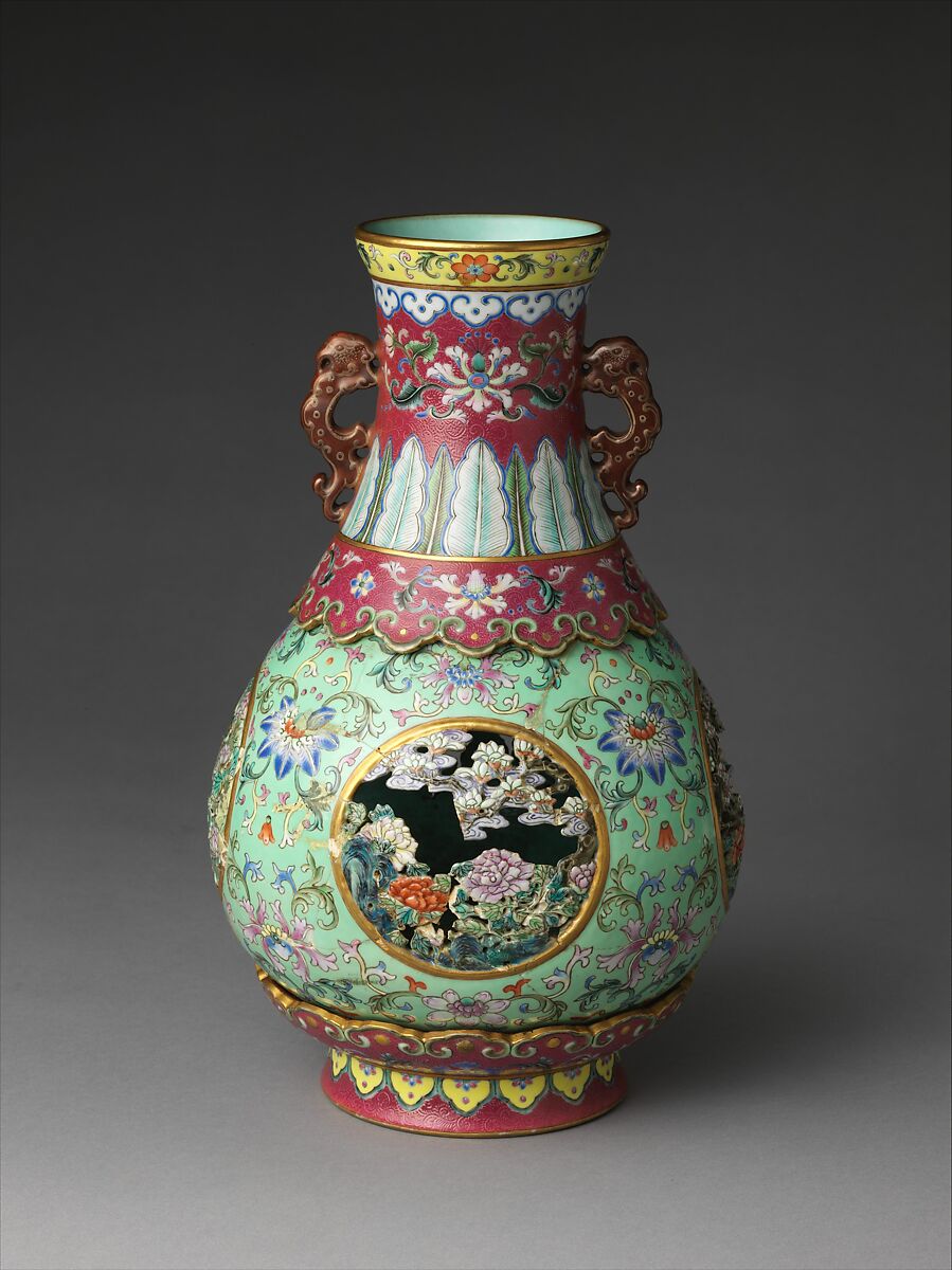 Vase with openwork ornaments, Porcelain painted in overglaze polychrome enamels, engraved ornaments, and gilt (Jingdezhen ware), China