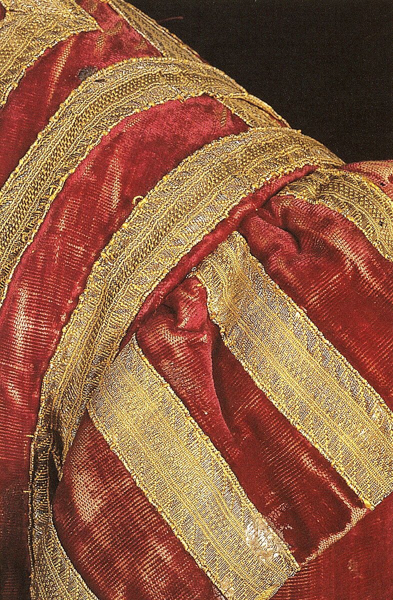 Man's Robe, Silk; metal; linen, Italian or British