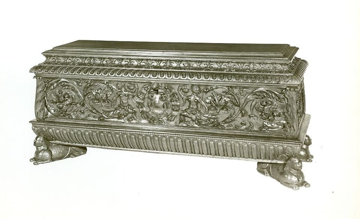 Cassone (chest, pair with 1975.1.1946), Walnut, carved and partly gilded., Italian (Tuscany?)