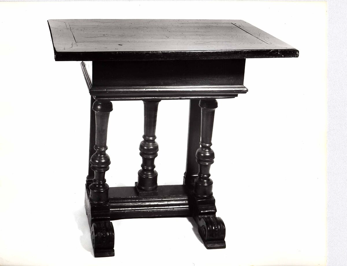 Rectangular table (pair with 1975.1.1950), Walnut., Italian 