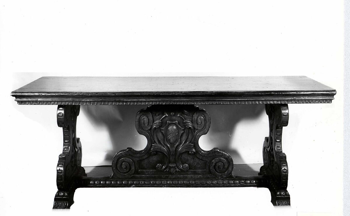 Rectangular table, Walnut, carved., Italian or American (United States)