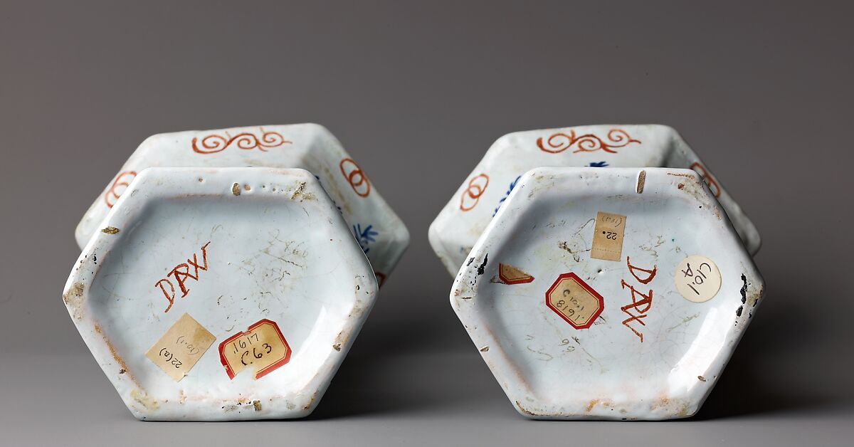 Pair of vases, Tin glazed earthenware, Dutch
